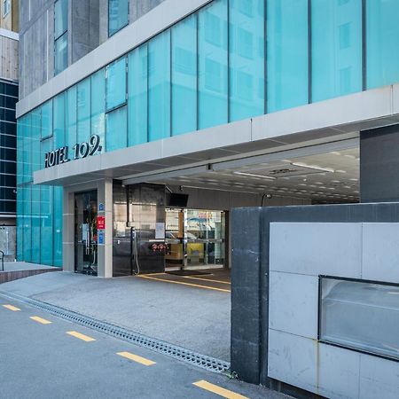 Hotel 109 Пусан Экстерьер фото