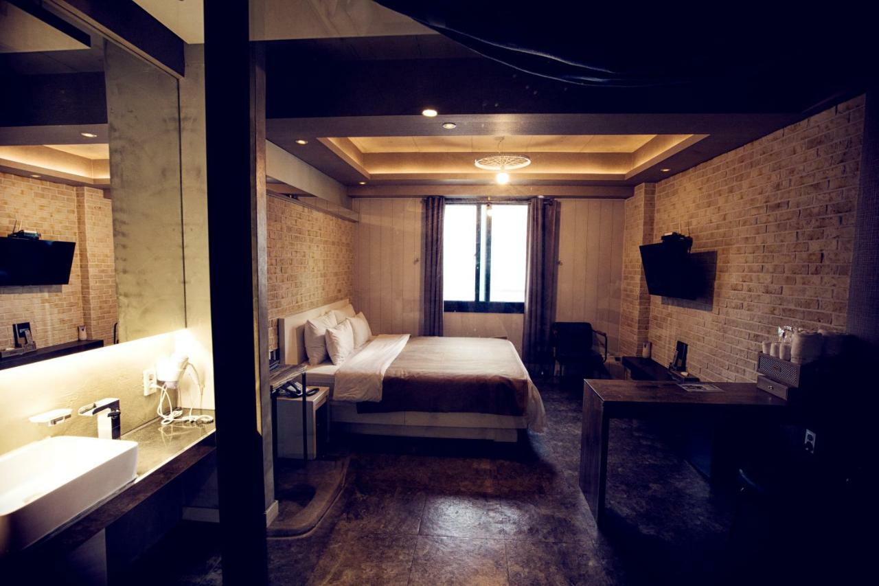 Hotel 109 Пусан Экстерьер фото